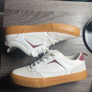 Airwalk Shoes
Boys size 6 fits 7
Used-Good condition